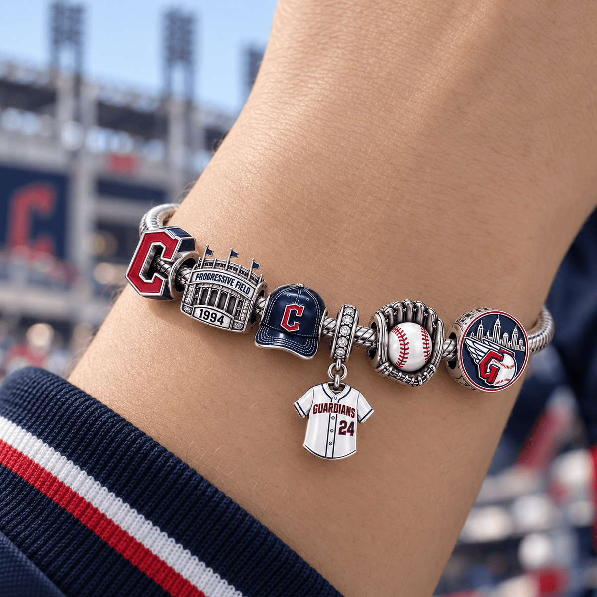 CLG Silver Charm Bracelet Set PTT